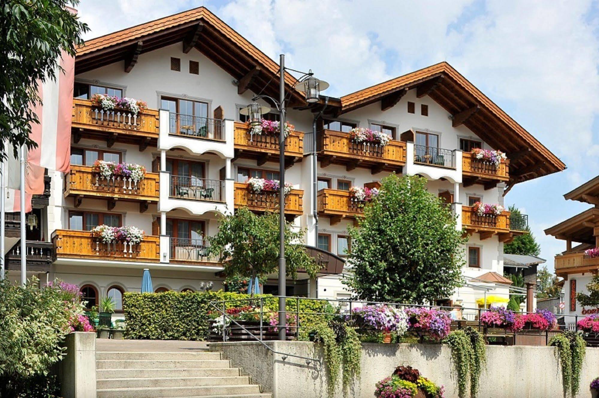 Hotel Feldwebel Söll Exteriör bild